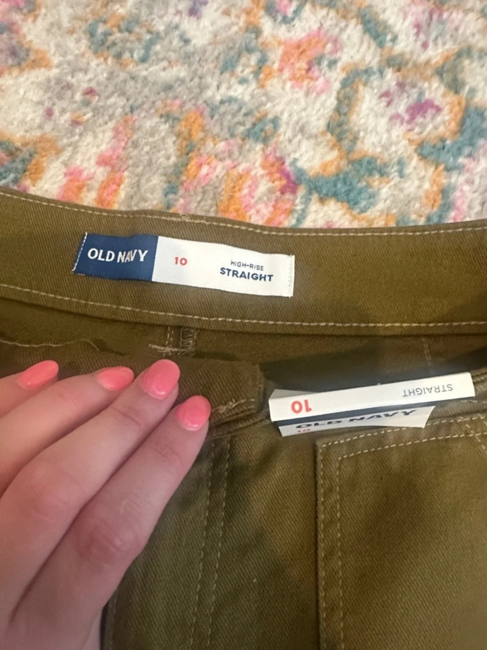 Old Navy High Rise Straight - Picture 3 of 5